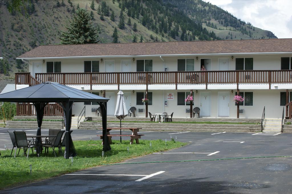 Elks Motel Keremeos Exteriér fotografie
